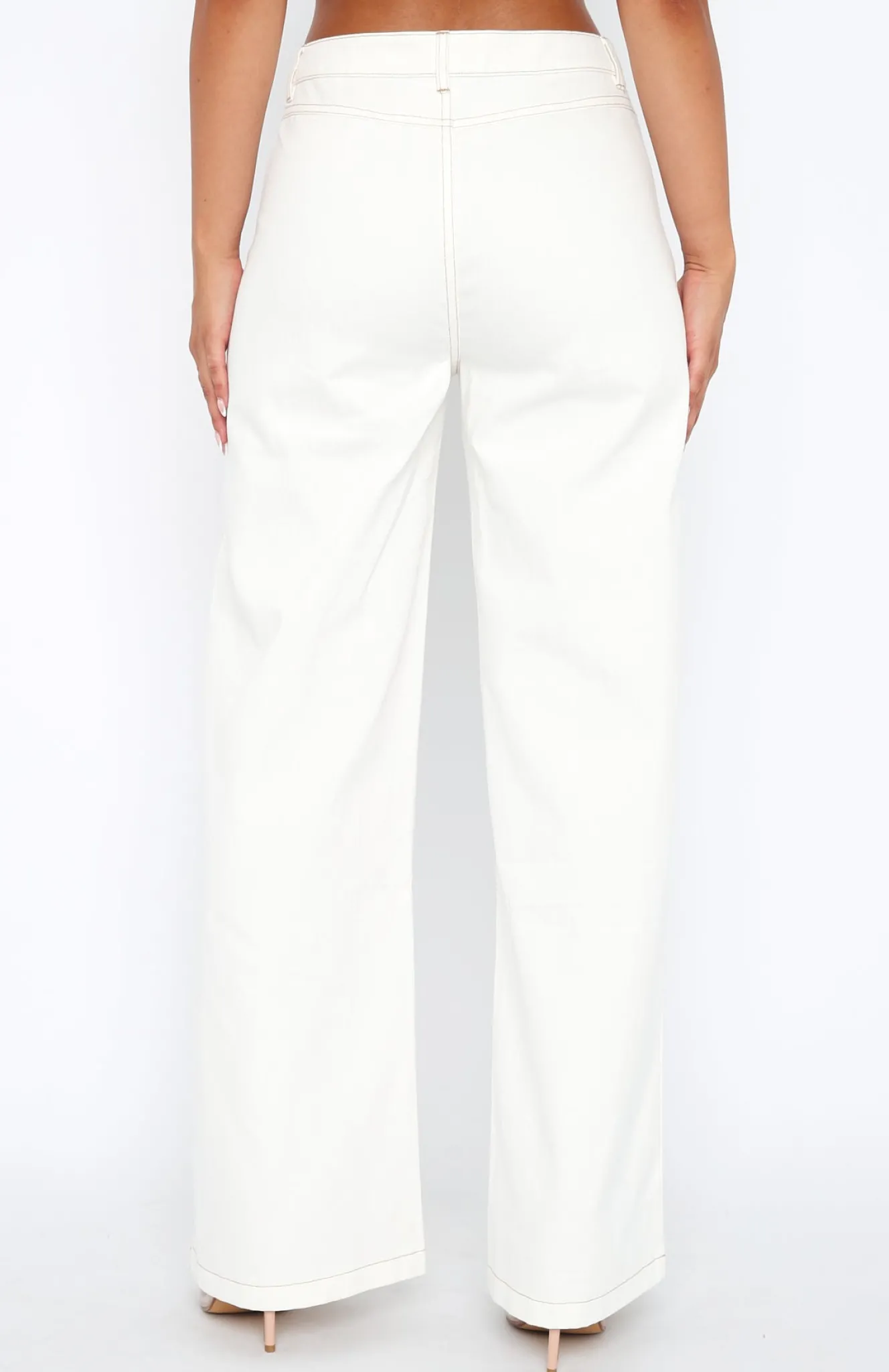 Denim | White Fox Boutique Feeling Hot Pants white
