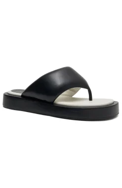 Slides | White Fox Boutique Henrietta Slides black