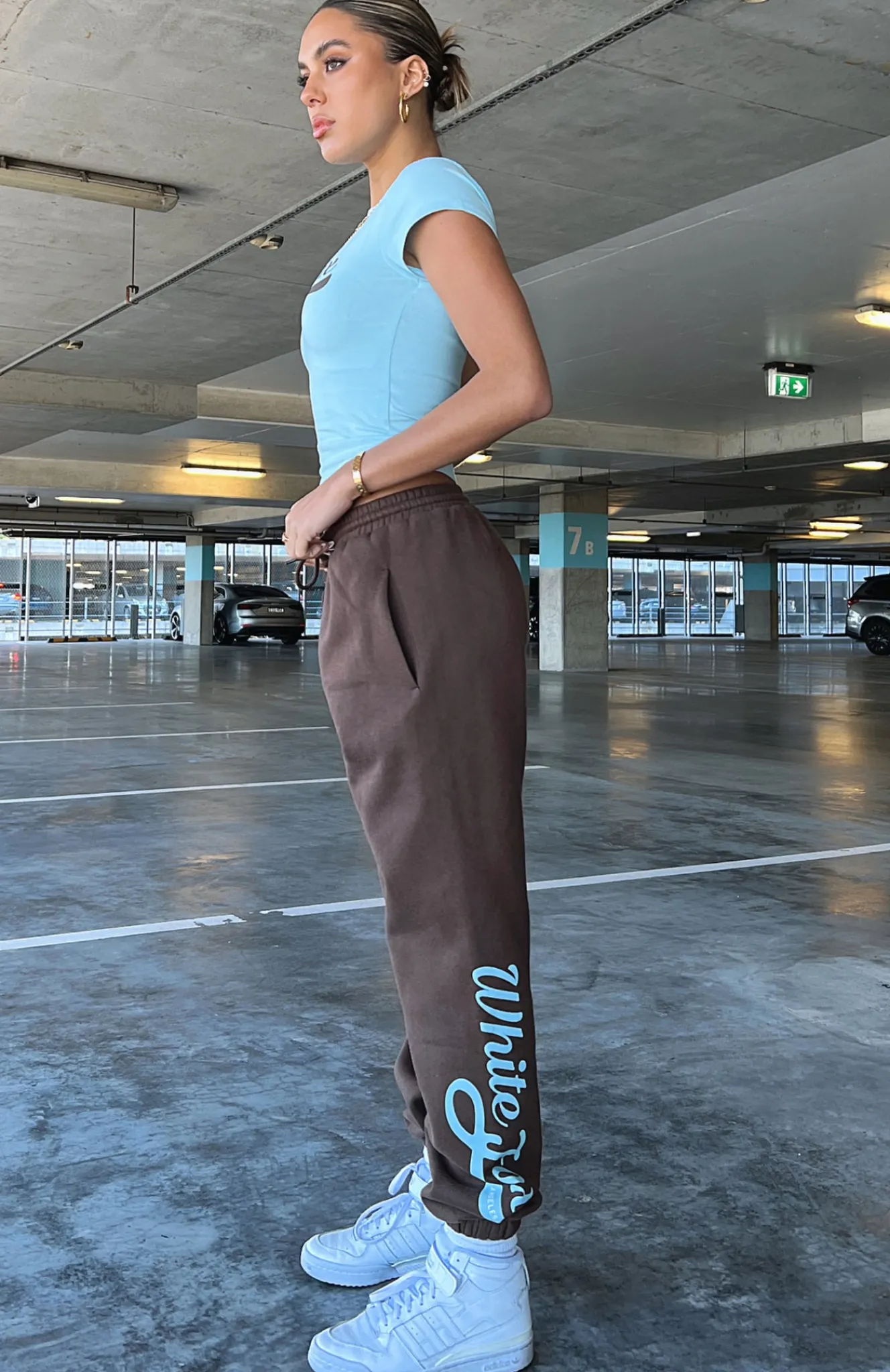 Sweatpants | White Fox Boutique Moving Different Sweatpants Chocolate brown