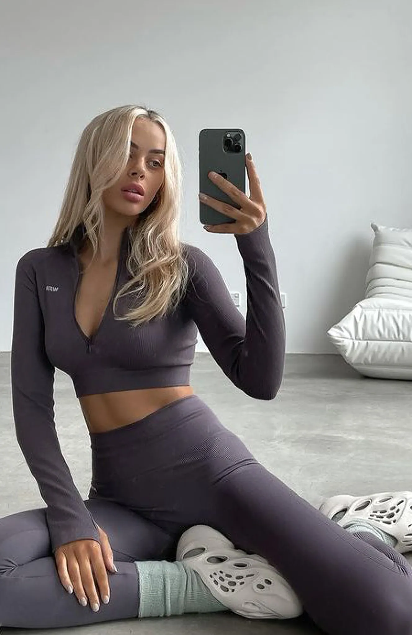Leggings | White Fox Boutique Seamless High Waisted Leggings Shadow grey
