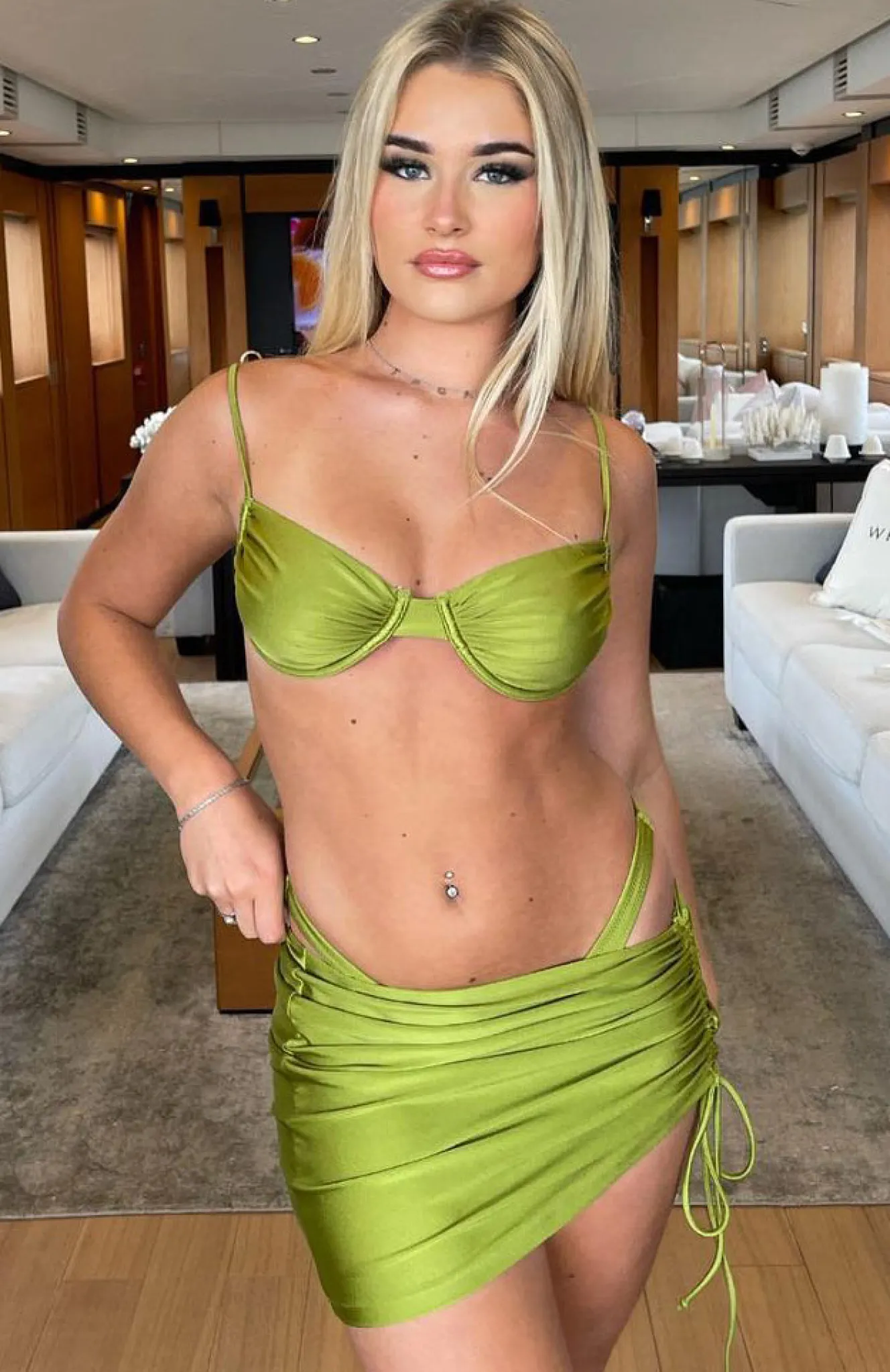 Resort Wear | White Fox Boutique Tropea Mini Skirt Shiny Olive green